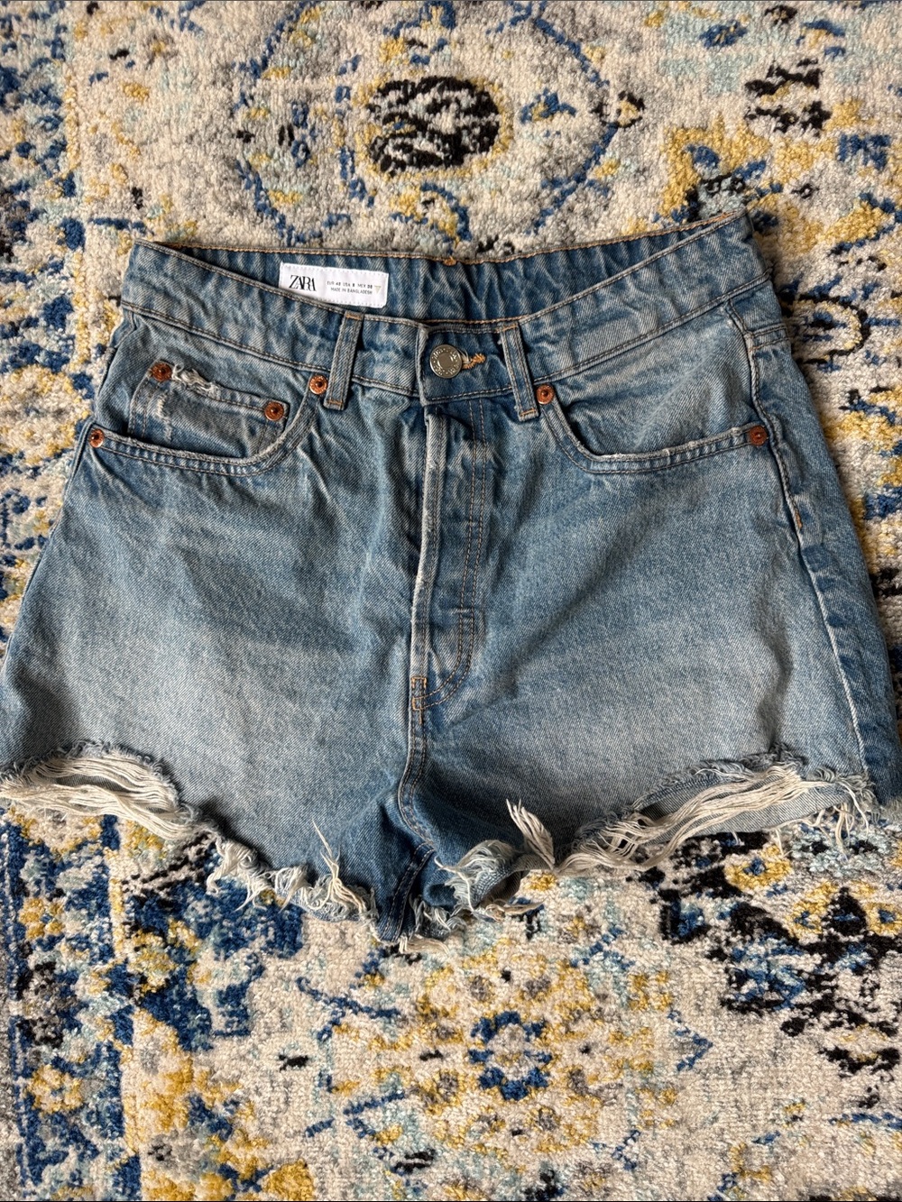 Zara Faded Blue Denim Frayed Hem Women's Shorts